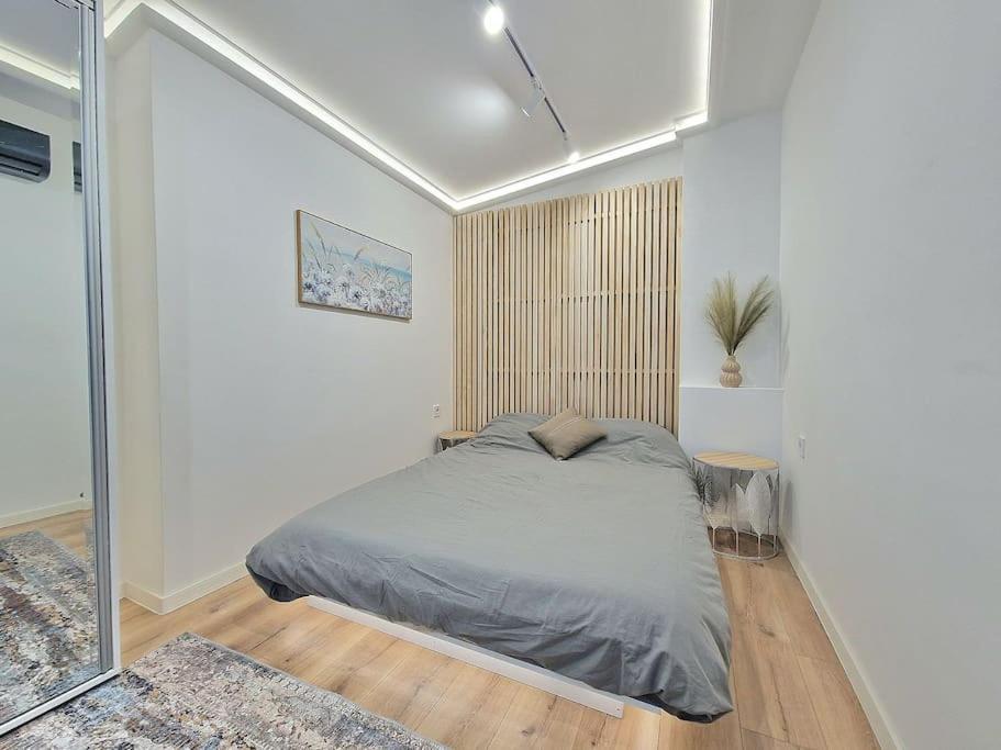 Luxury Apartment. 75 Inches Tv Warna Exterior foto